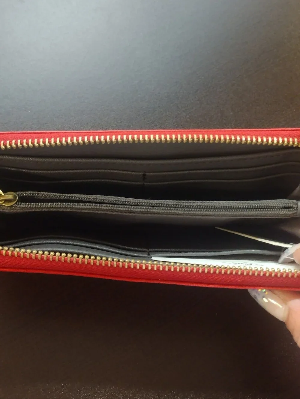 Fossil 1954 Red Grained Leather Clutch Wallet With Tassels